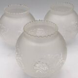 Set of 3 globes with matte glass lampshades and engraved decoration