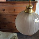 Glass ball suspension