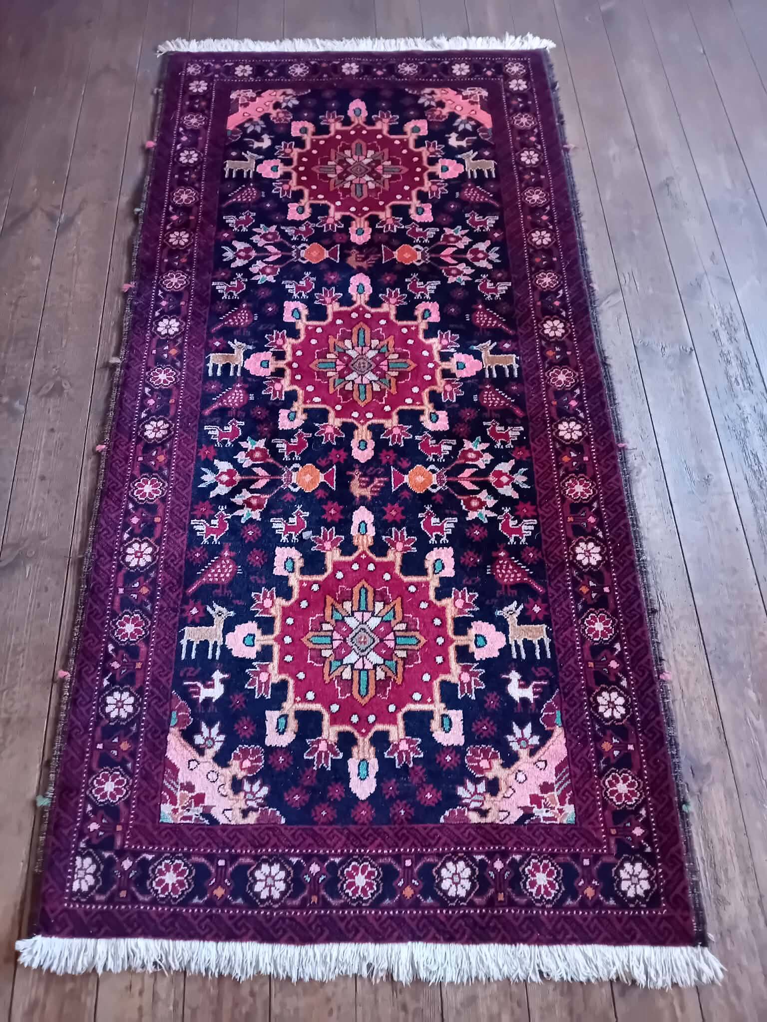 Handmade Belouch Persian rug 187x93cm