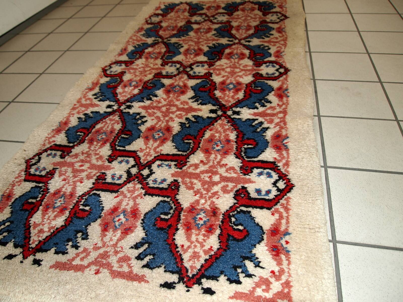Tapis Berbère Vintage Marocain, Années 1970, Authenticité et Tradition