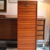 Meuble classeur à rideau en placage de teck des années 1970