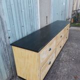 Meuble de magasin