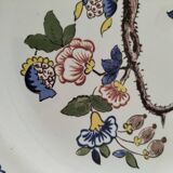 Saint-Clément plate with polychrome floral decoration