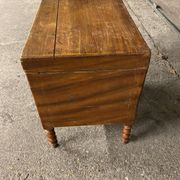 Chest on feet early XX th pine