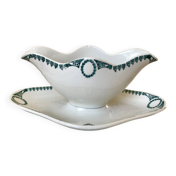 Gravy boat Terre de Fer Saint-Amand XIXth