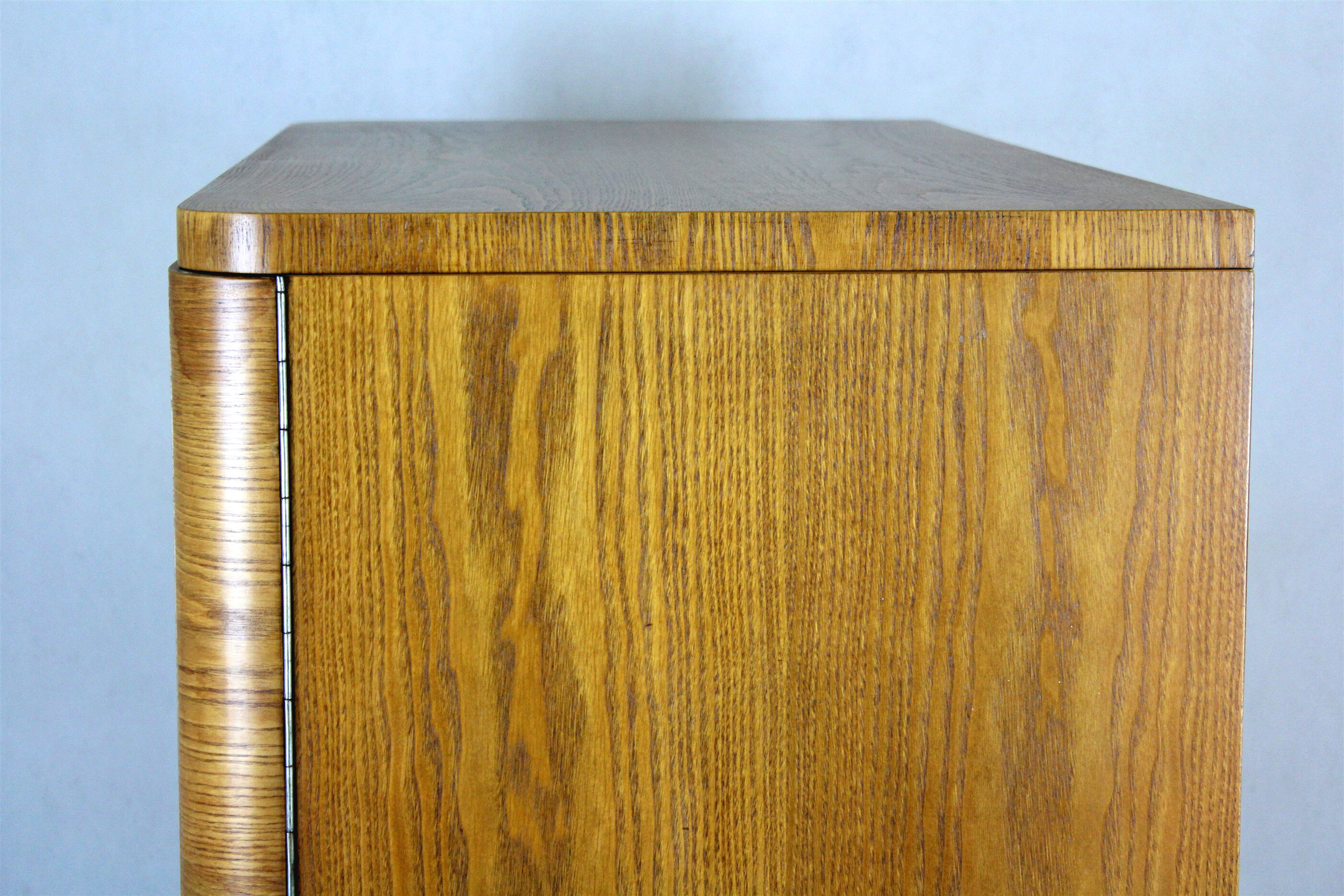 Bauhaus chromed tubular steel wardrobe, 1930