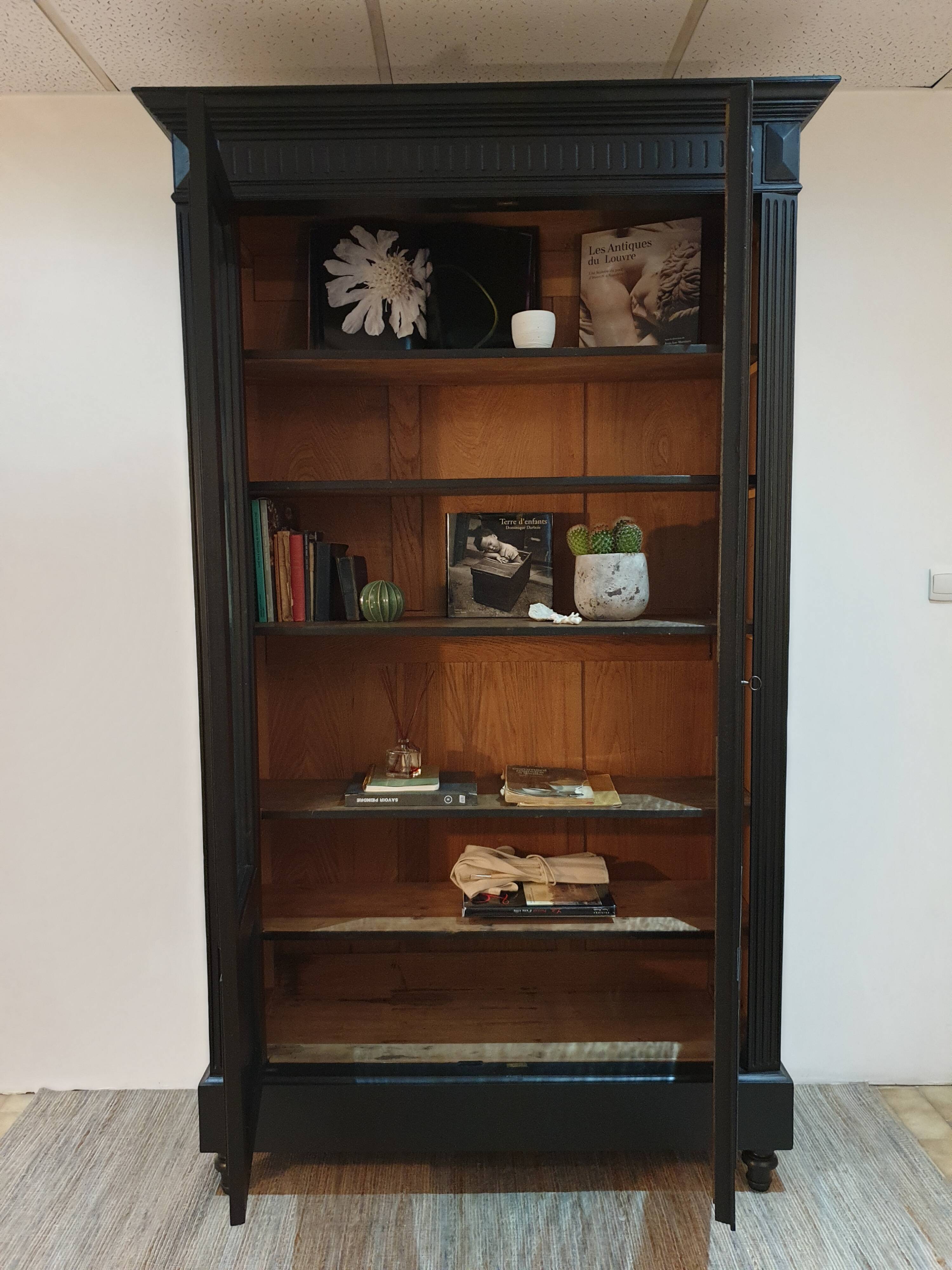 Showcase library cabinet of curiosities black Napoleon III