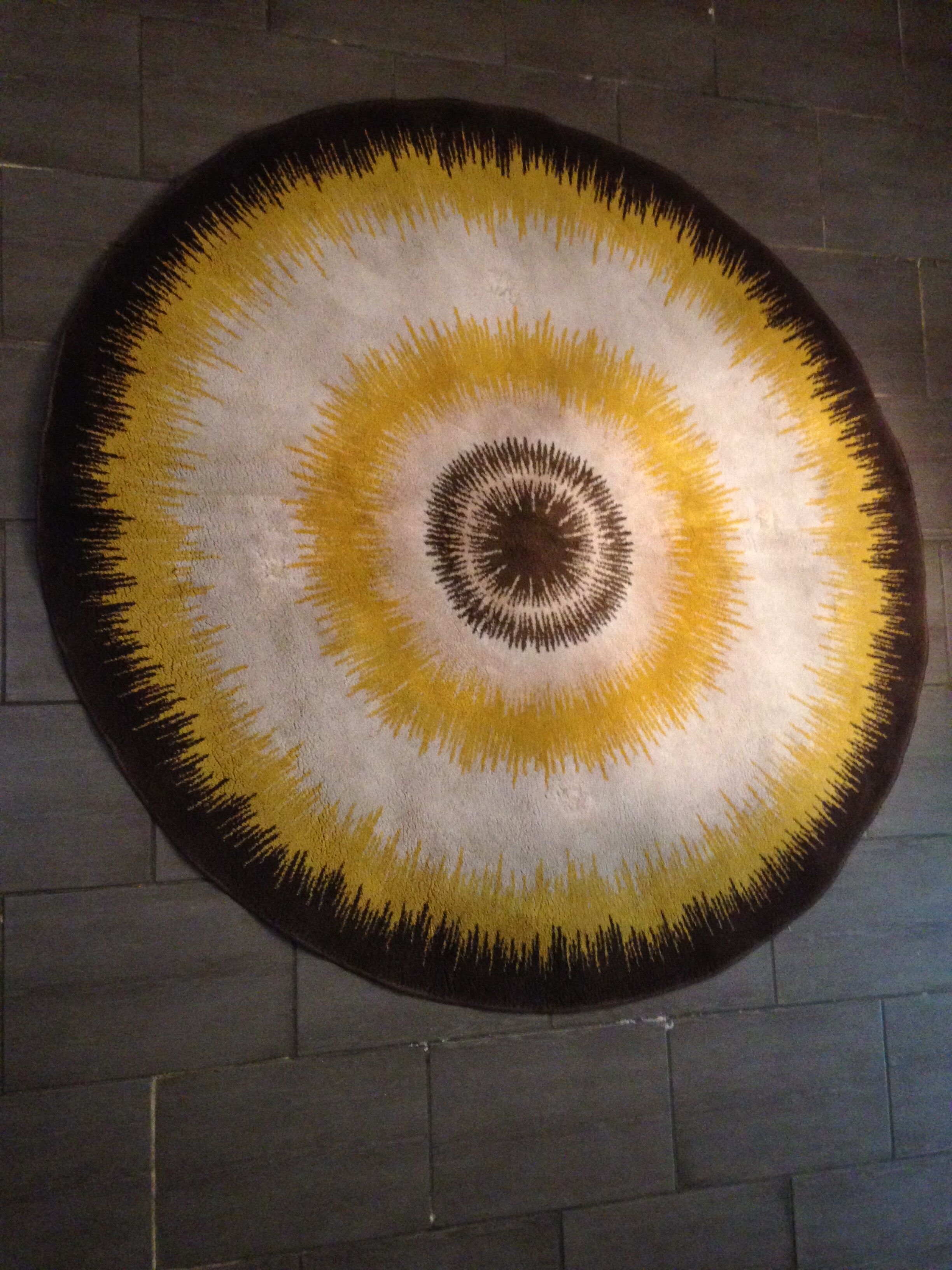 Round wool carpet pattern sun 1960