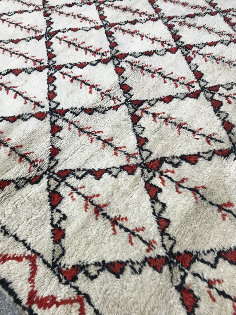 Former carpet blessed ouarain Moroccan 154 x 195 cm