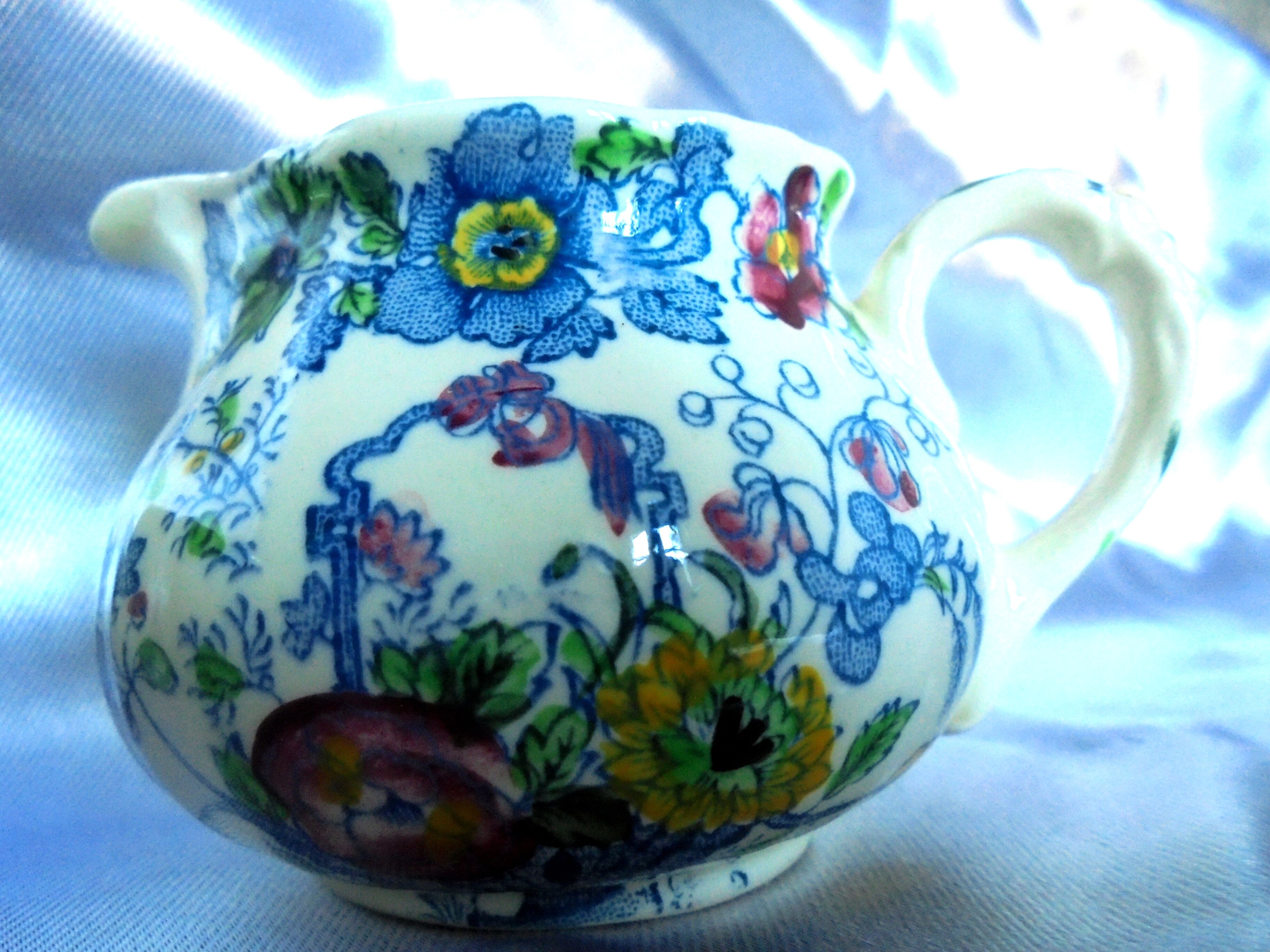 English porcelain duo 1930