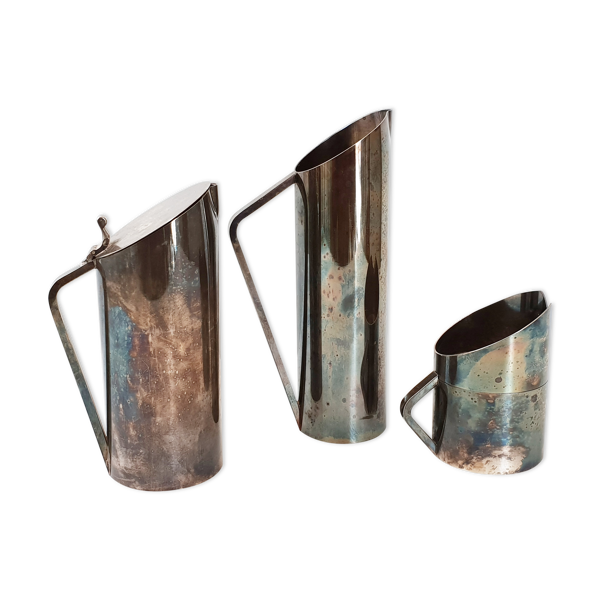 Suite de 3 pichets en métal argenté vintage 1970