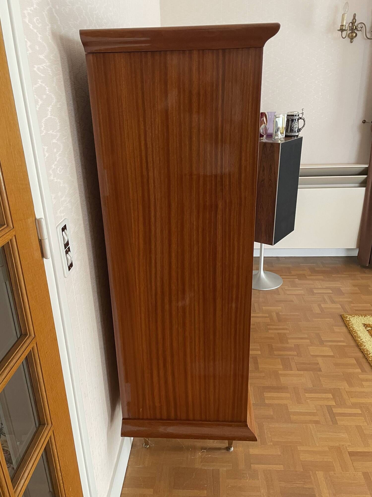 Buffet vitrine vintage bois et laiton