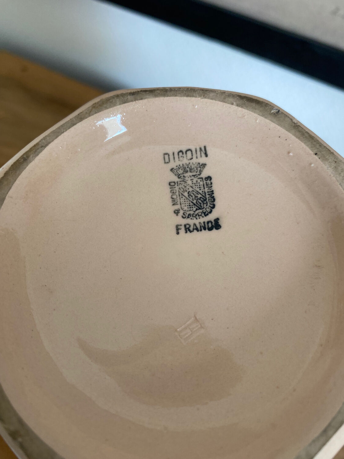 Art Deco teapot Digoin