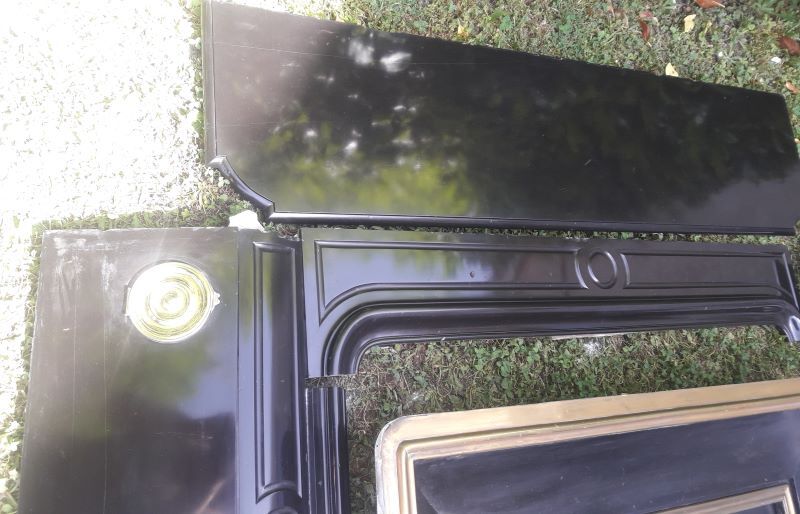 Fireplace XVIII° black marble louis XIV style with narrowed and floor slabs