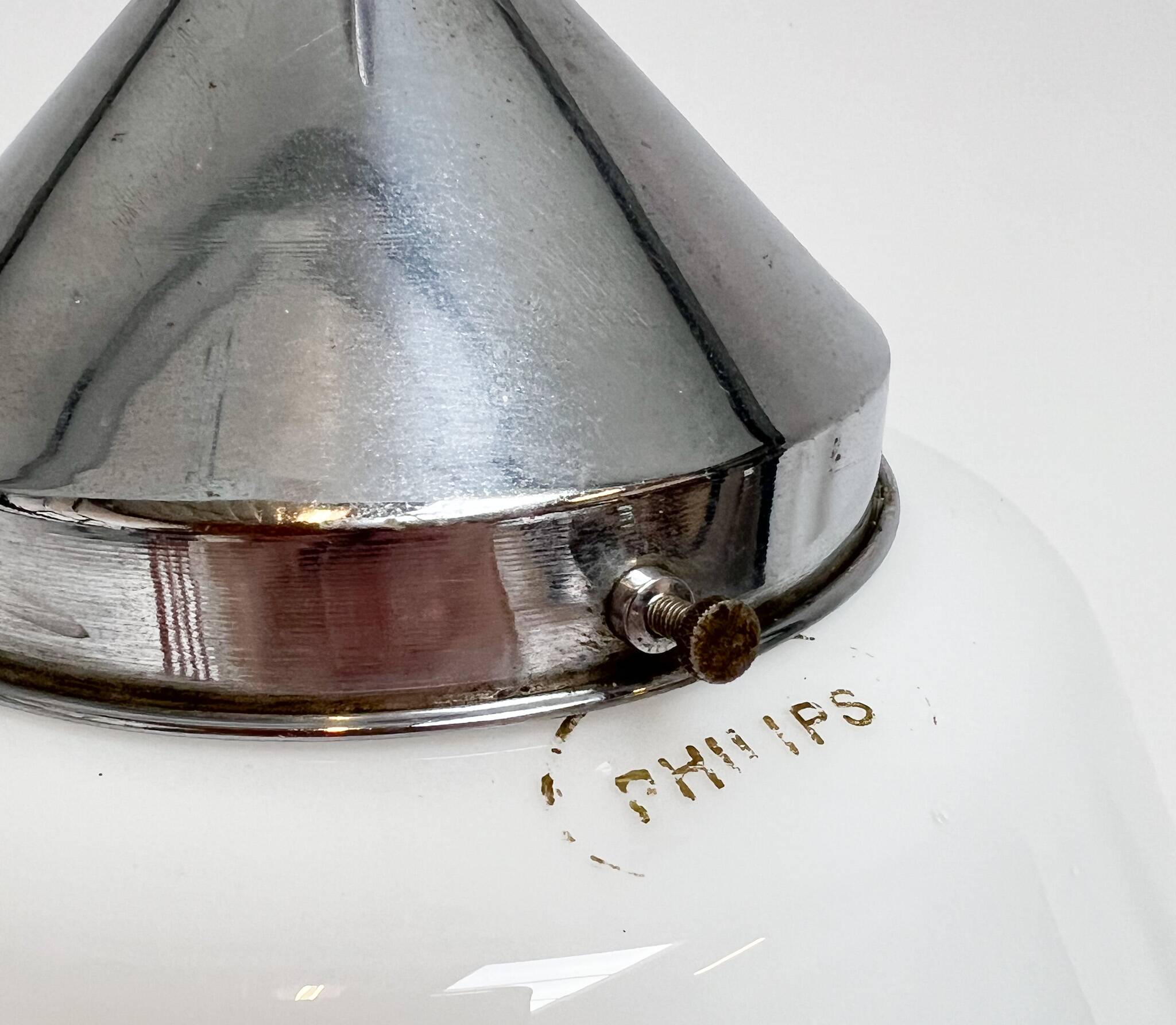 Plafonnier Philips en verre opale, années 1960