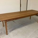 Farm table