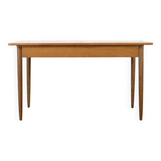 Table extensible en teck du milieu du siècle.