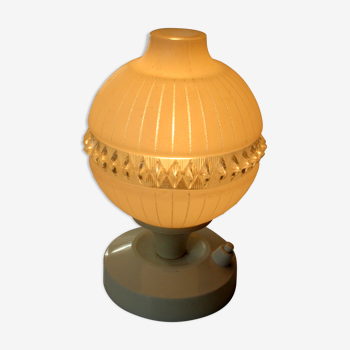 Lampe de chevet des années 1970 avec abat-jour en verre et support en plastique, vintage