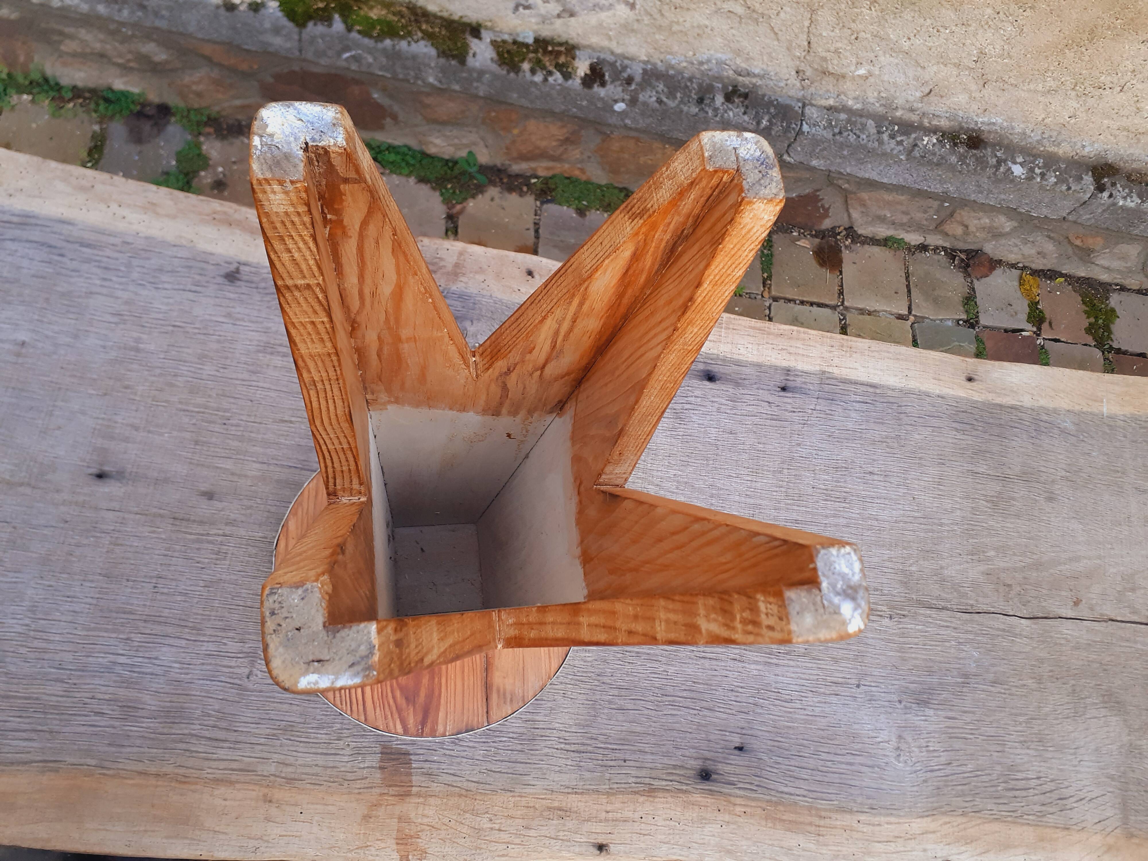 Vintage plant stand from the 1950s.