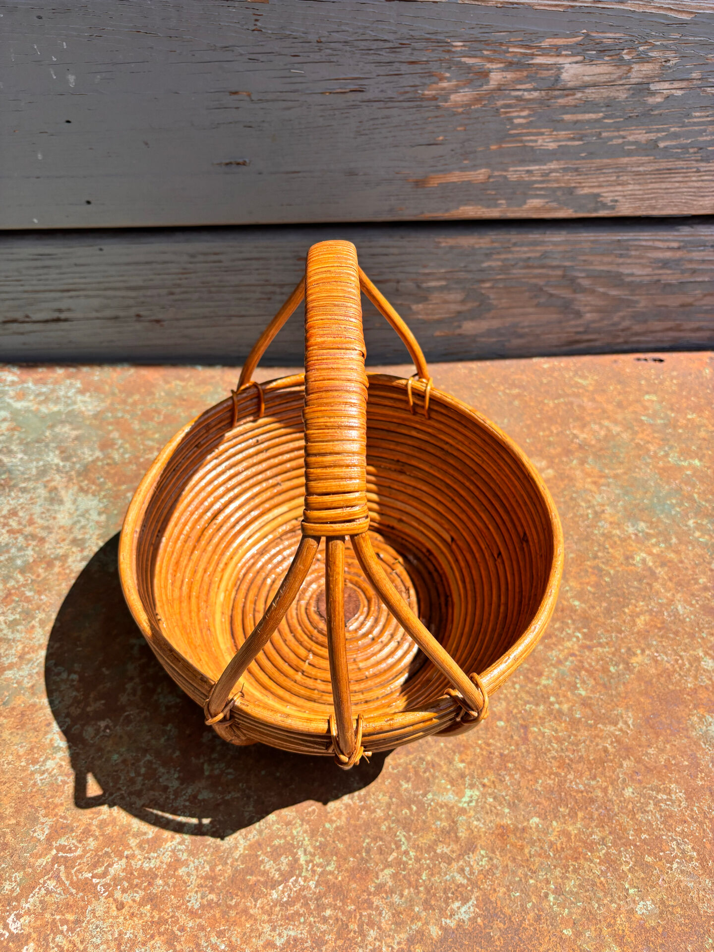 Rare wrapped rattan basket, in the style of Gabriella Crespi / Vivai del Sud.