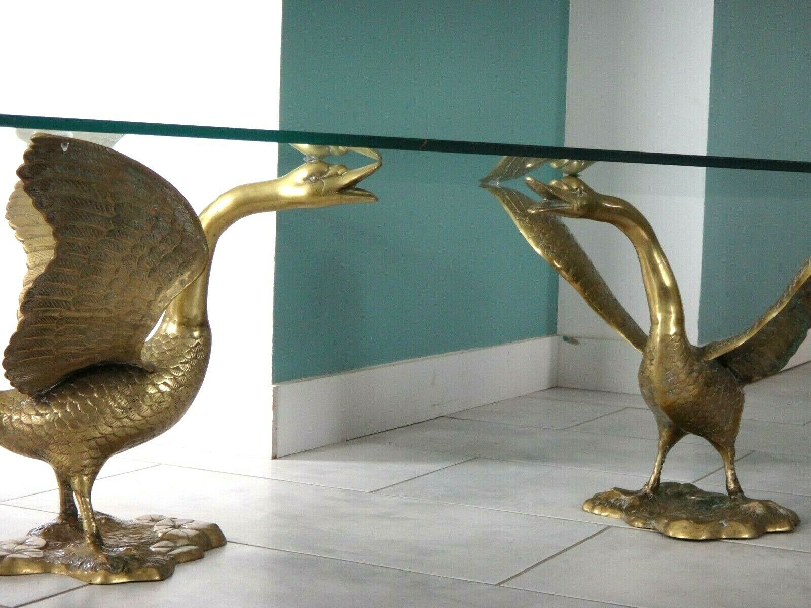 Coffee table swans hollywood regency swan brass design 1960