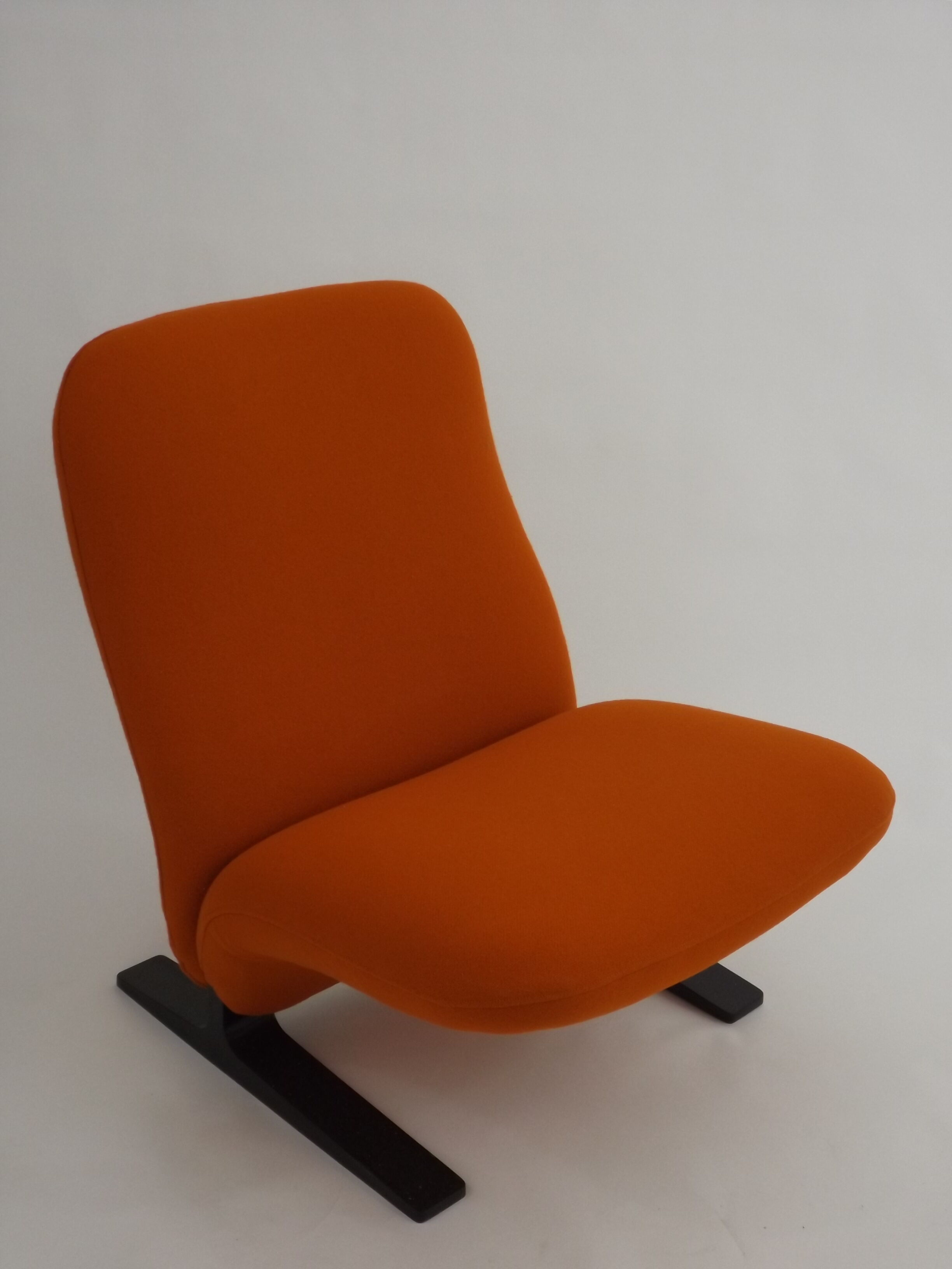 Armchair "Concorde"Pierre Paulin