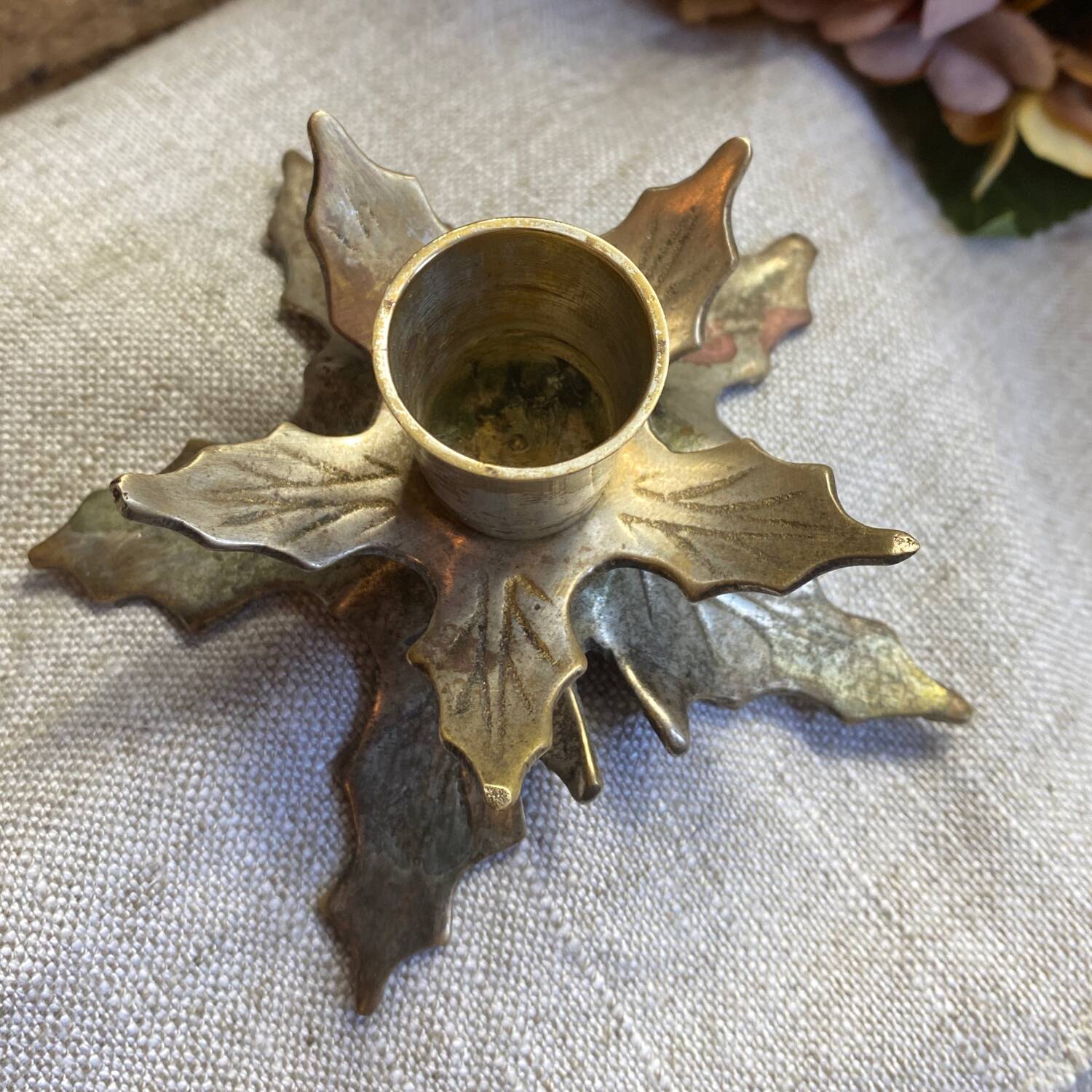 Brass leaf candle holder
