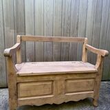 Farmhouse bench with chest in antique solid walnut
