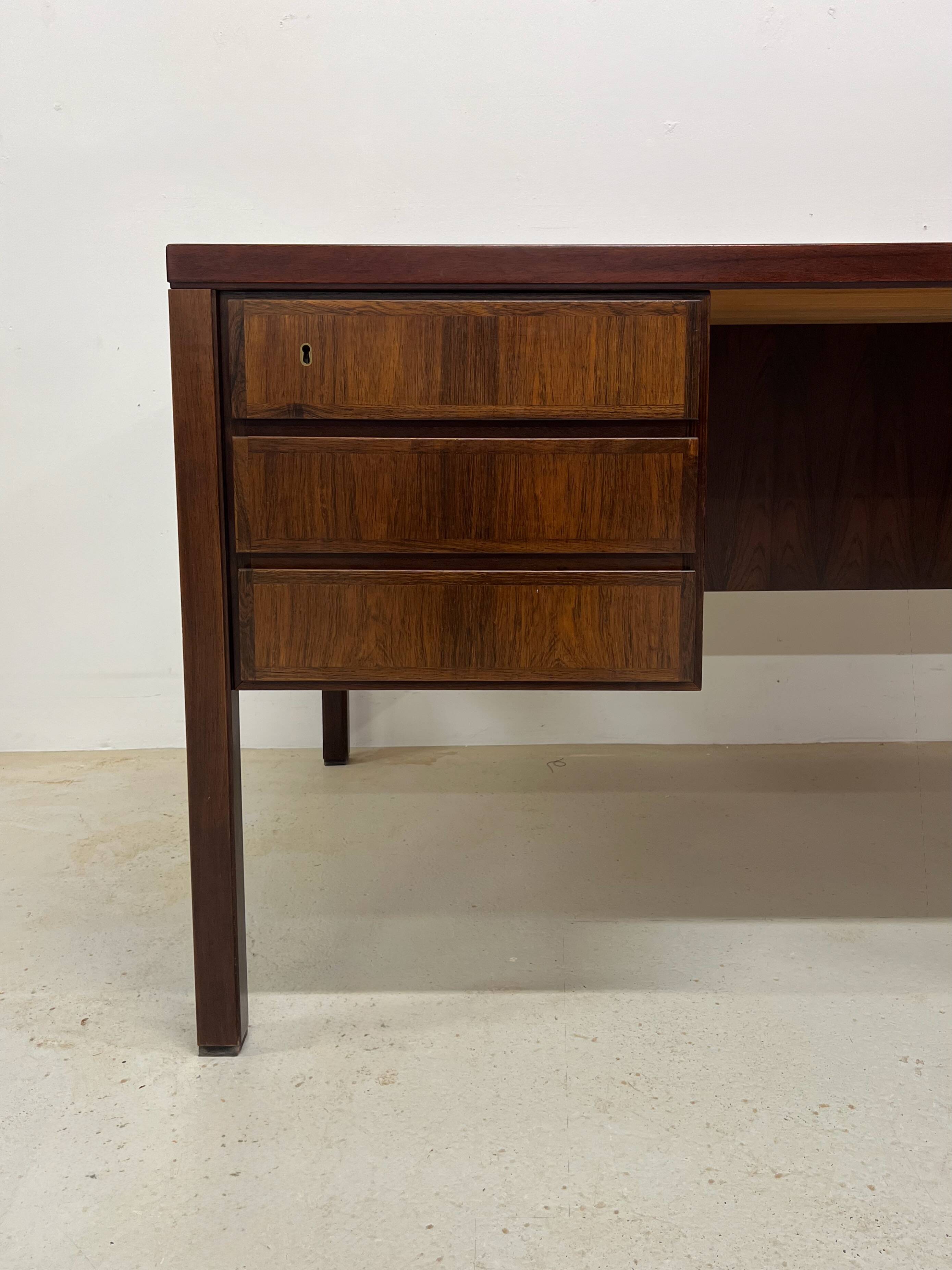 Gunni Omann Model 77 Rosewood Desk, 1960s.