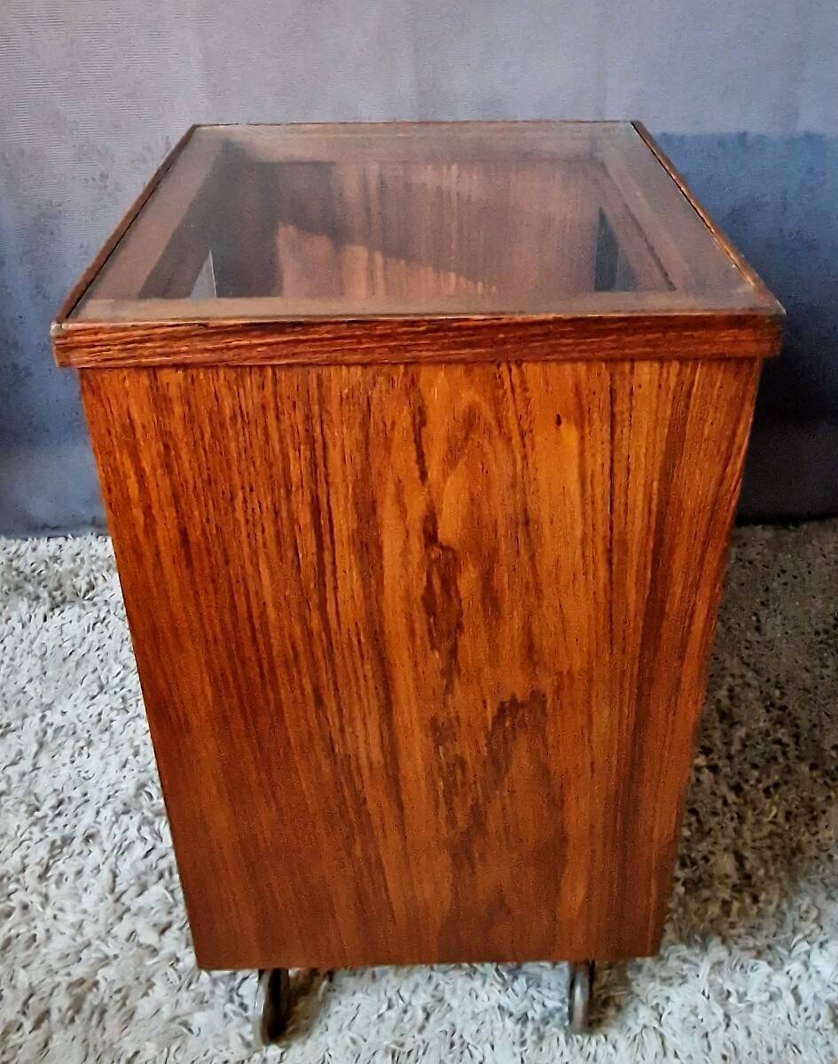 Art Deco mobile dessert bar