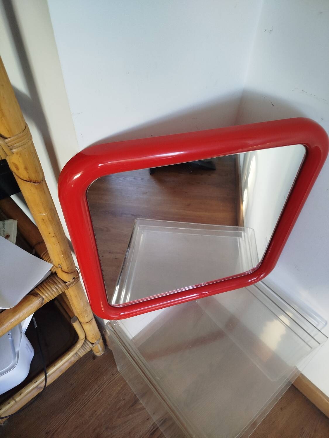 Italian design mirror by Giorgina Castigliani, 1970s