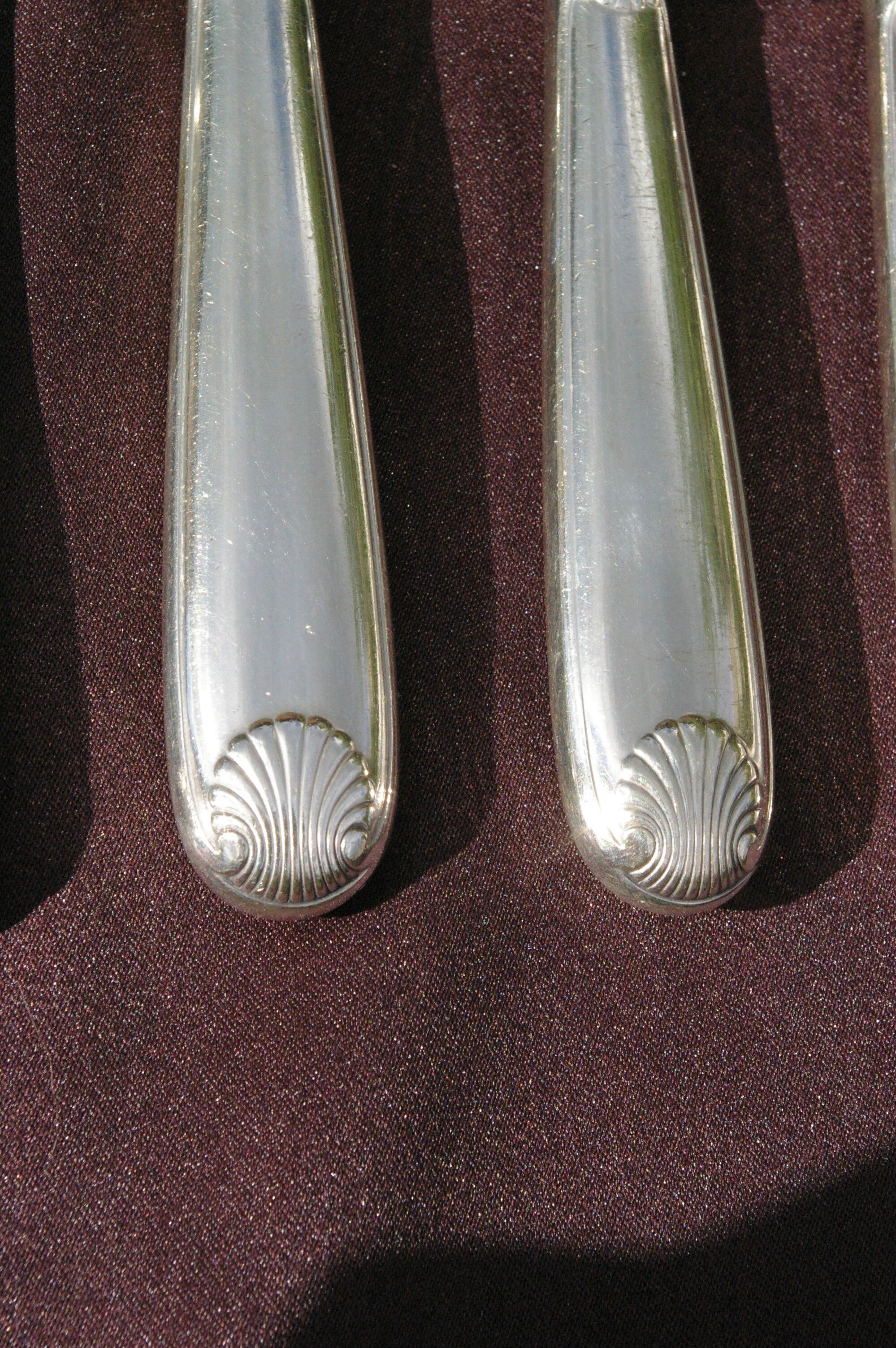11 Christofle table knives model coquille vendôme