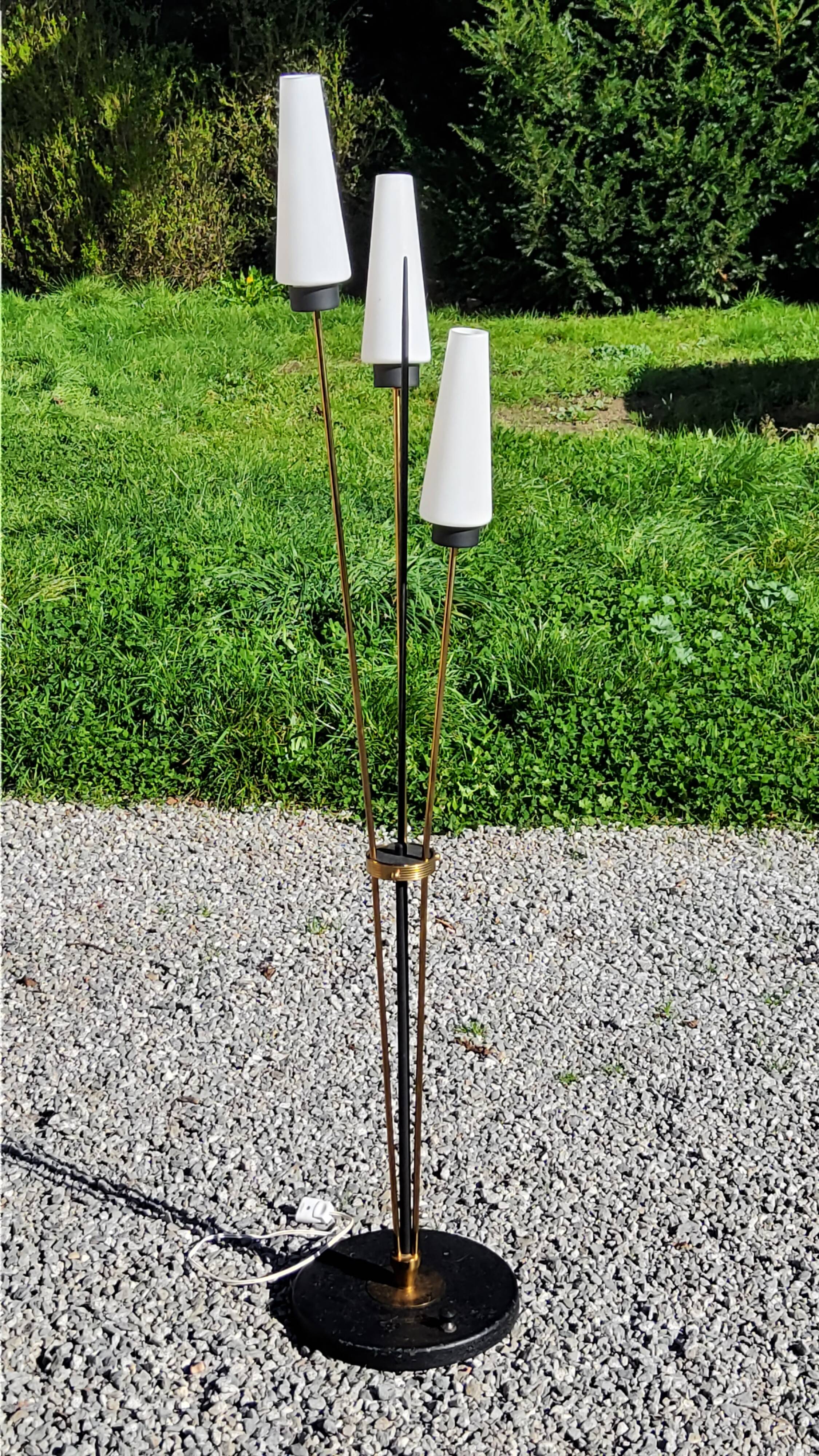 Vintage floor lamp from the 60s from Lunel