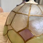 Suspension en nacre « Arlequin » vert