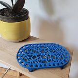 Cast iron trivet