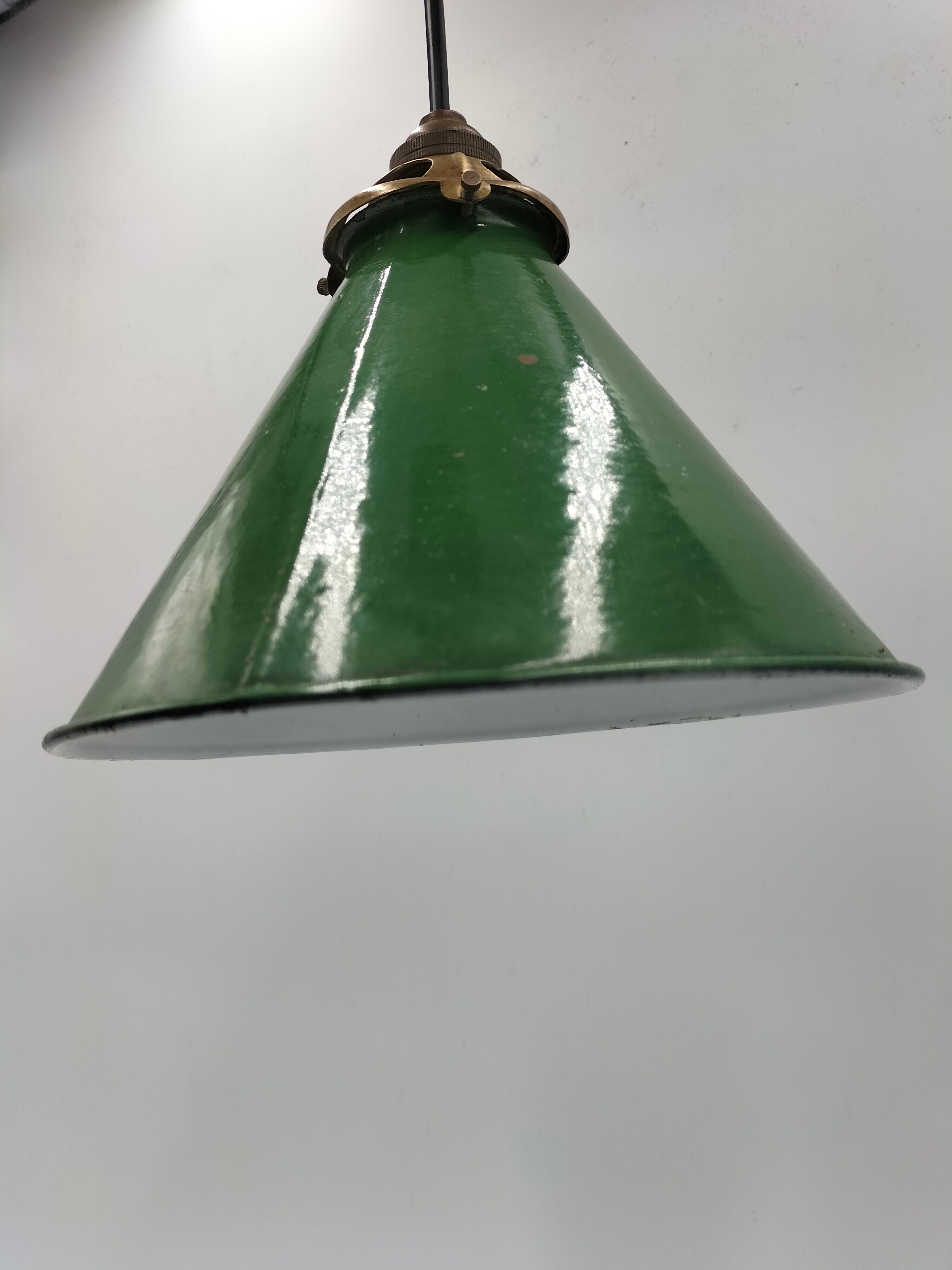 Old enamelled sheet metal lamp
