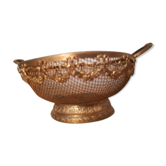 Gold mesh metal cup