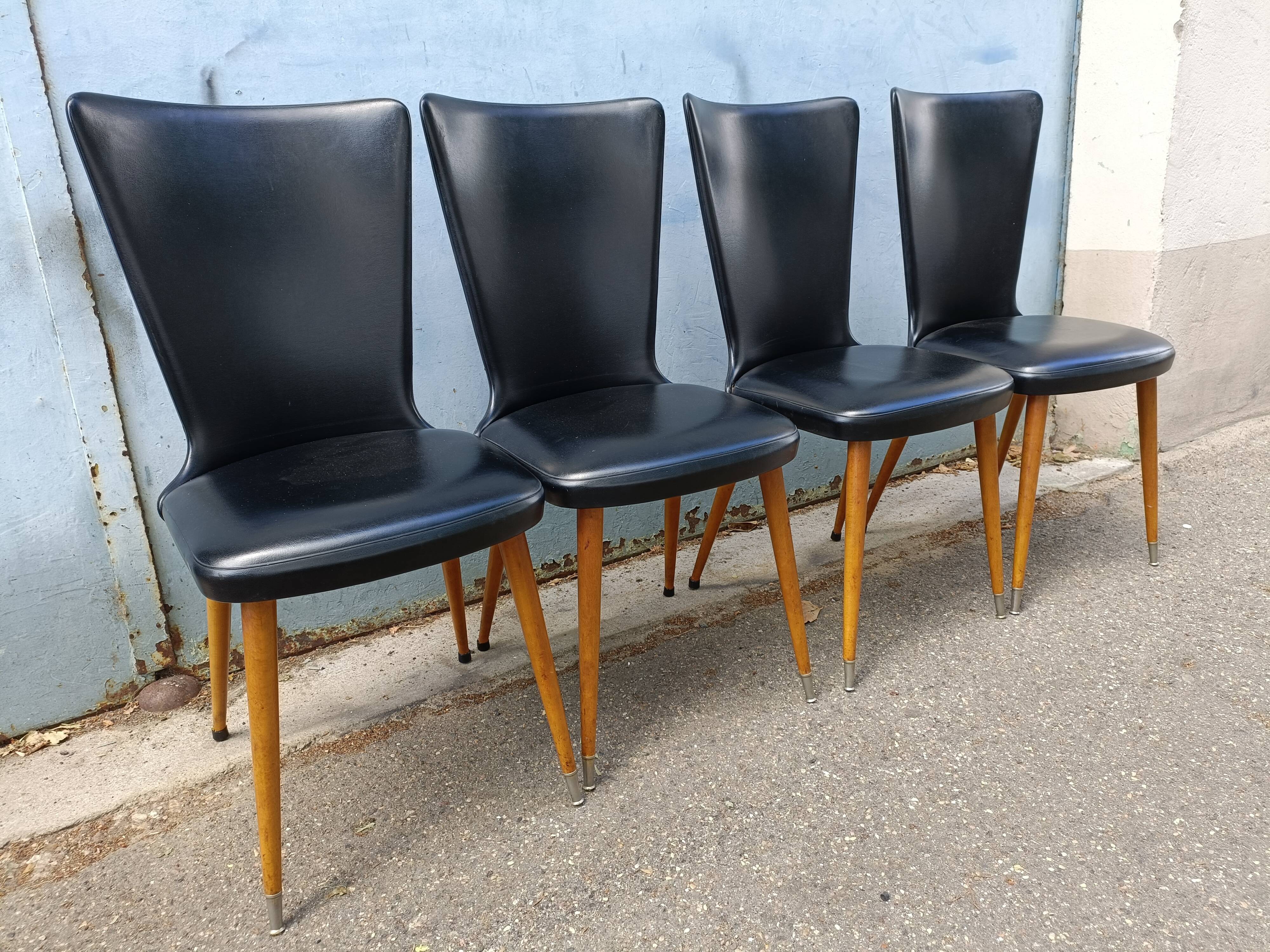 Lot of 4chaises Bauman essor