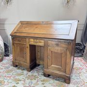 Bureau de pente en noyer d’époque directoire xviii eme siècle