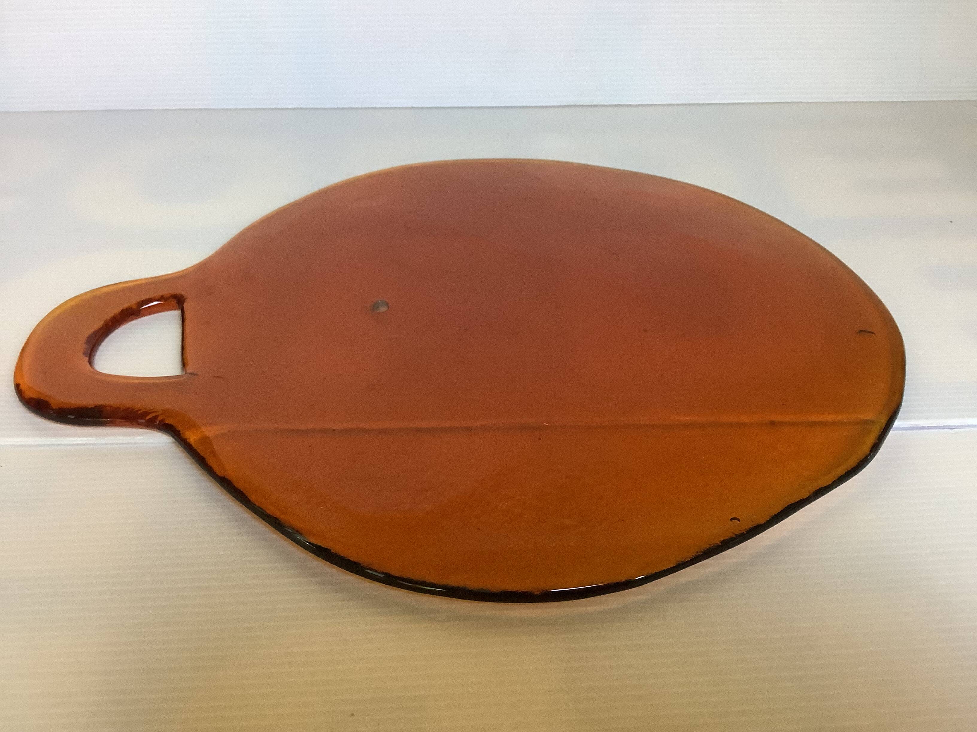 Artisanal glass cutting board