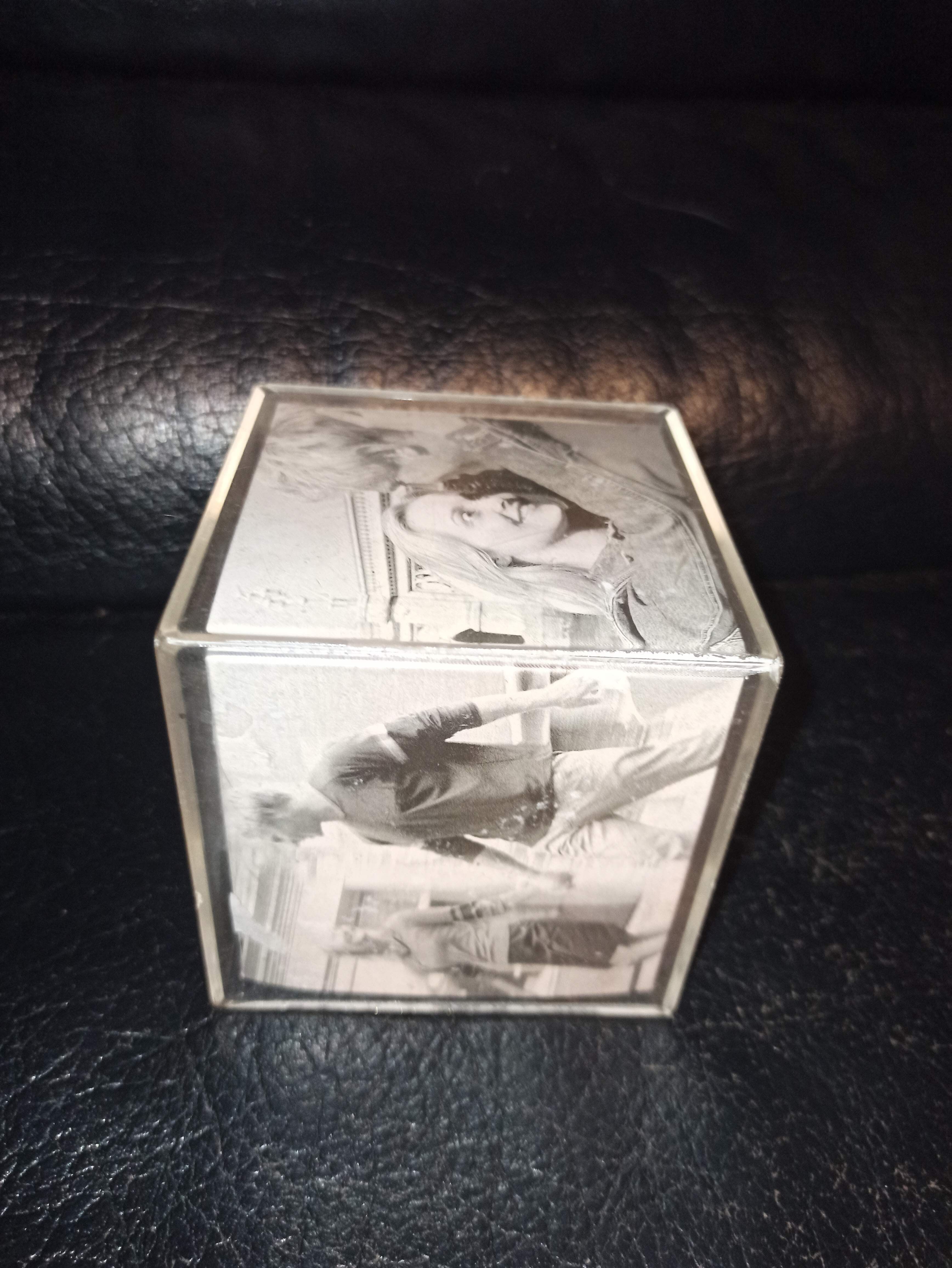 Cube pour photos en plexi plexiglas cadre