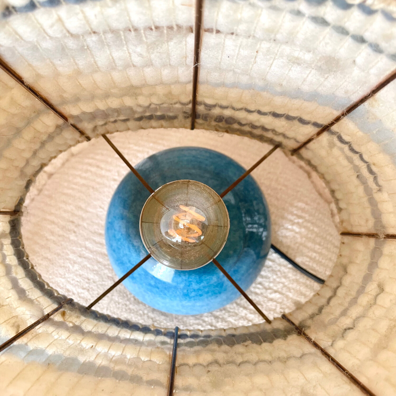 Blue wool lamp