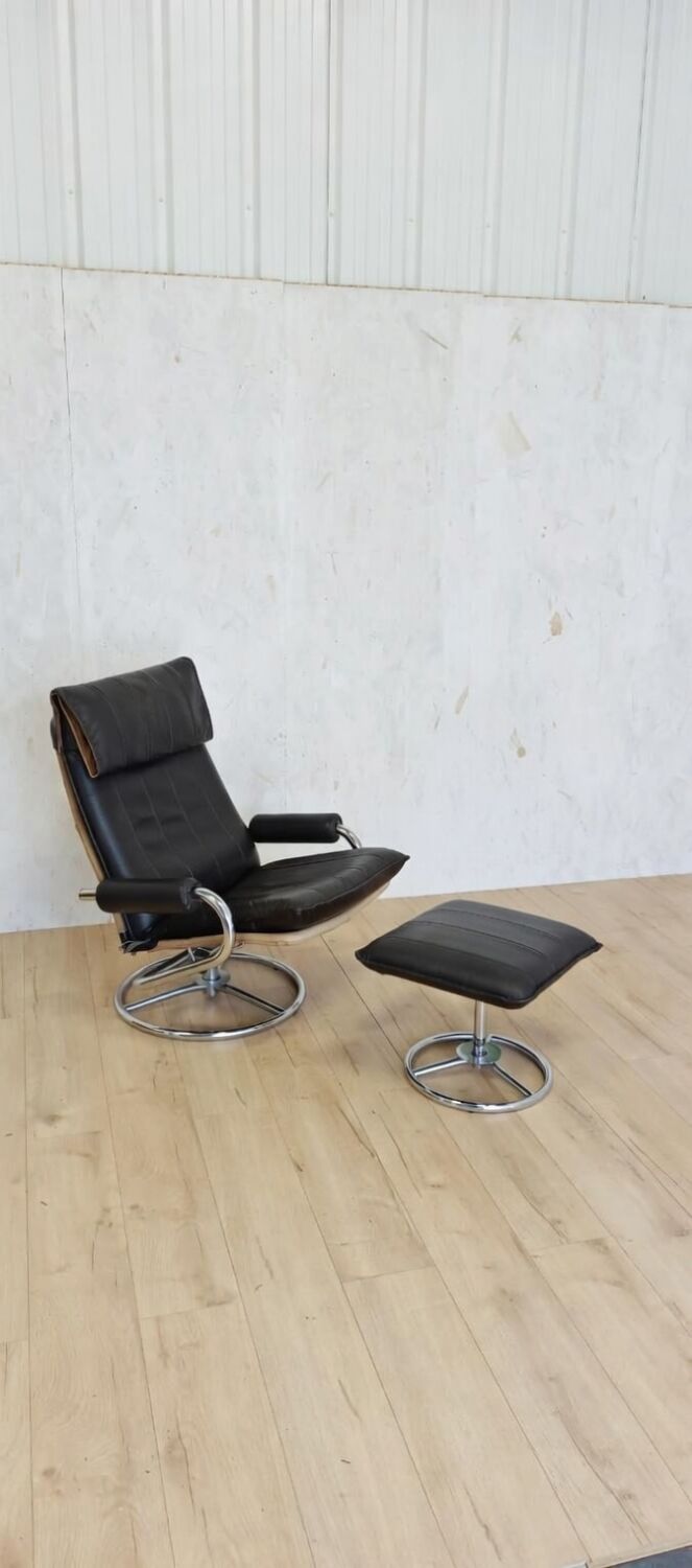 Leather ottoman chair