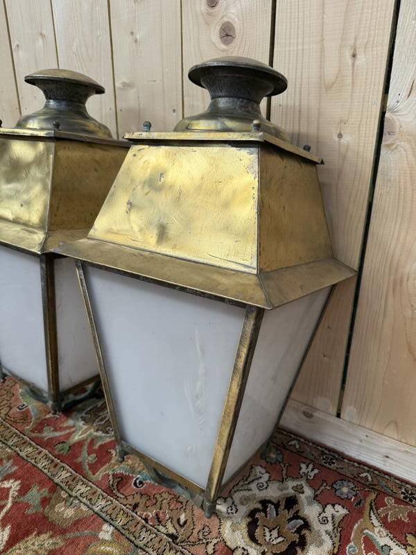 Paire de lampadaires - lanternes d'extérieur en laiton