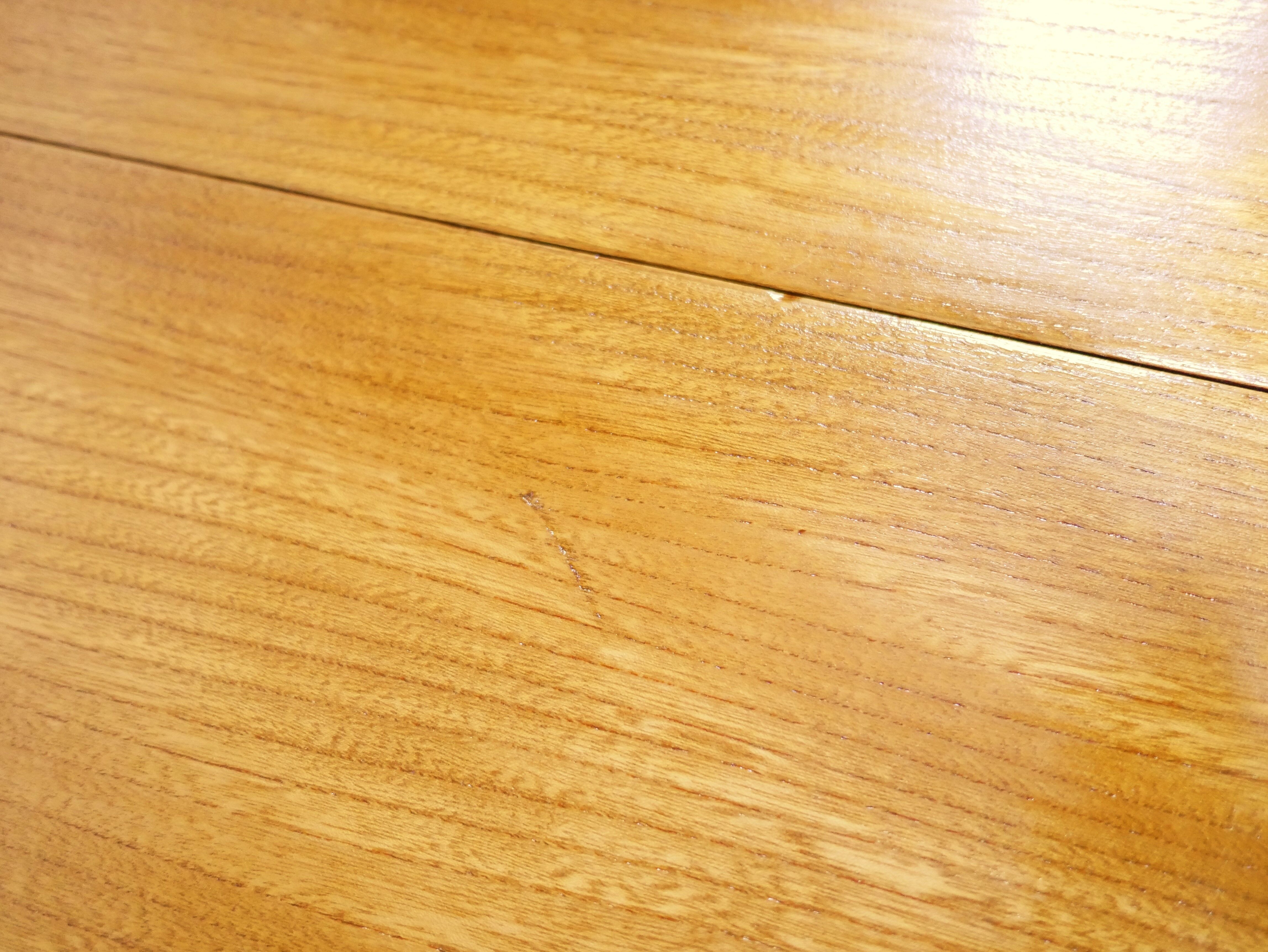 Vintage extendable round wooden dining table