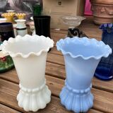 Vase en opaline
