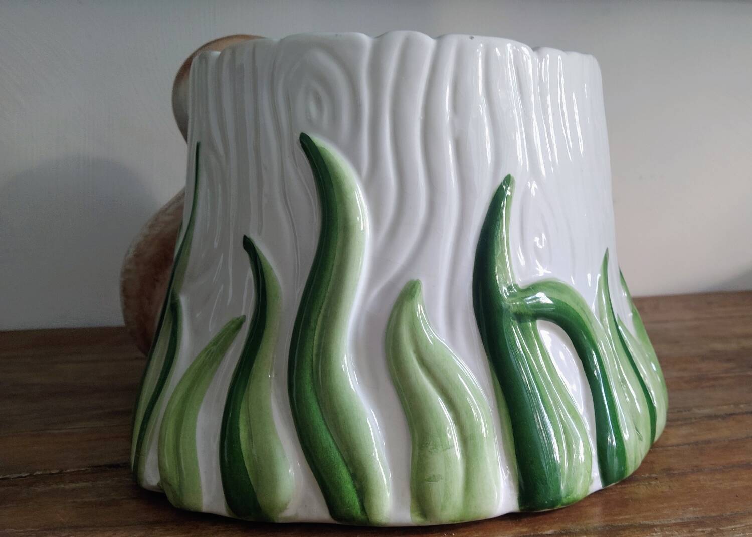 Earthenware pot cover