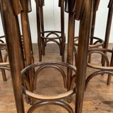 Série de 6 anciens tabourets de bar bistrot en bois courbé vintage