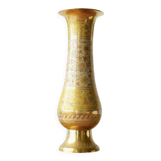 Vase indien en laiton