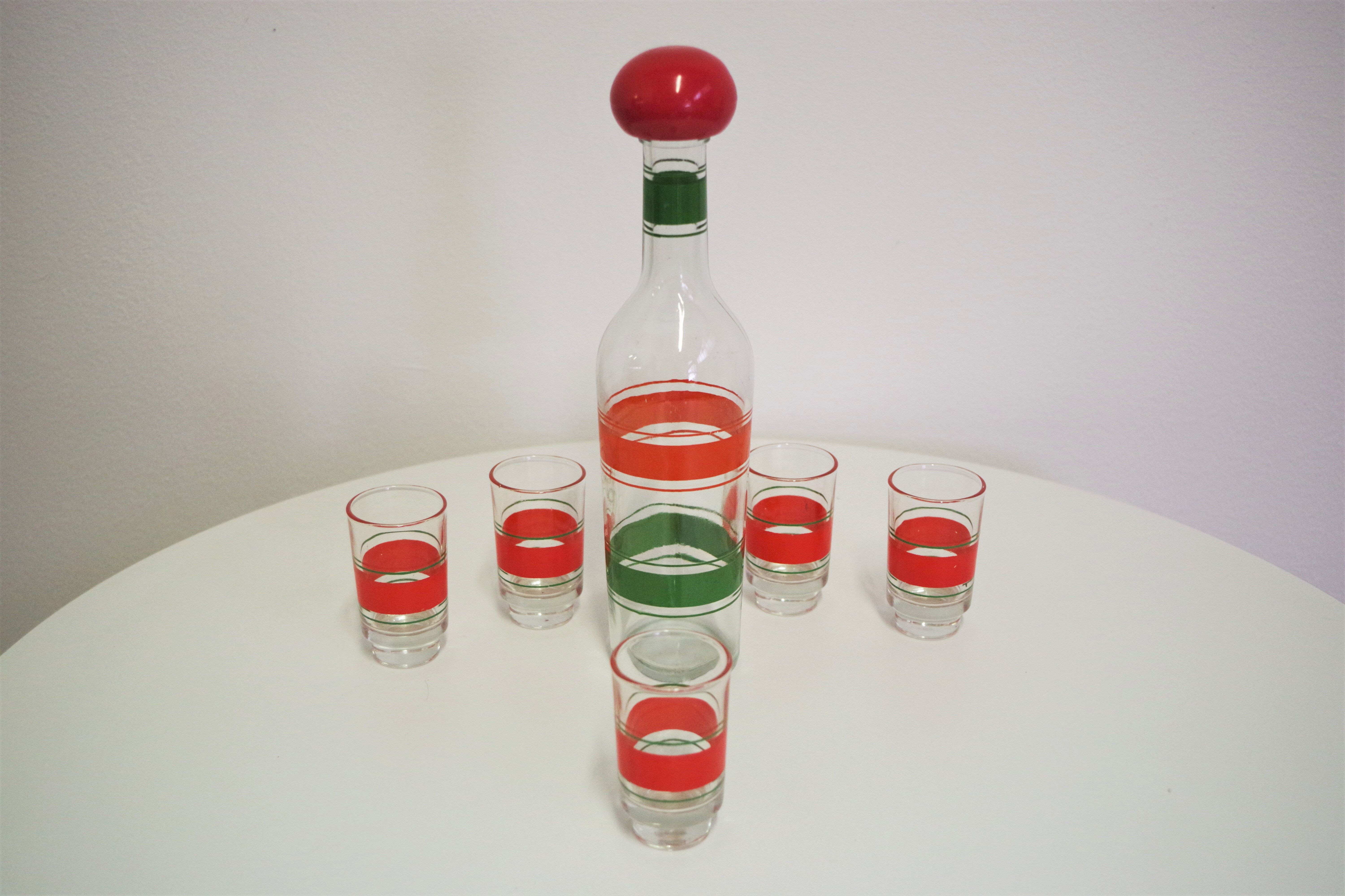Liquor bottle and glasses, 1960s, set of 6